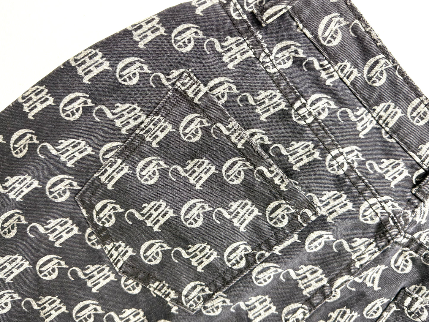 Missguided Wrath Premium Logo Print High Rise Straight Leg Jeans Size 10 NWT Y2K