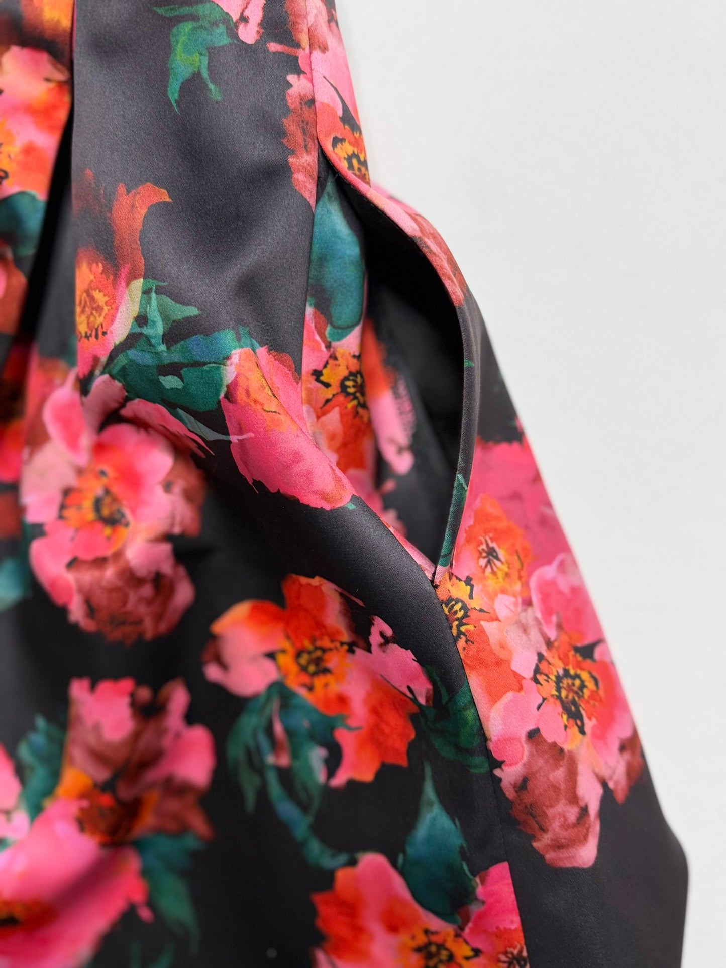French Connection Black and Pink Floral Skater Skirt with Pockets Size 8