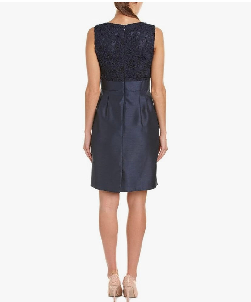 Tahari Embroidered Sheath Dress Size 10 | Sleeveless Scoop Neck | Elegant Formal Style