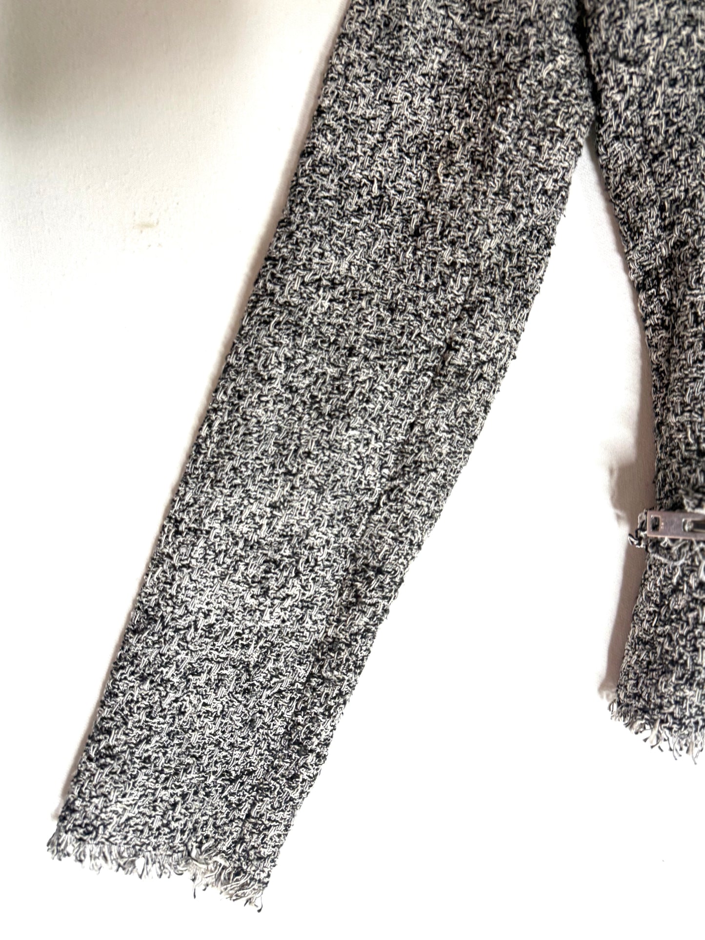 IRO Carlota Tweed Bouclé Asymmetrical Zip Jacket Gray Frayed Trim Size 36 (4)