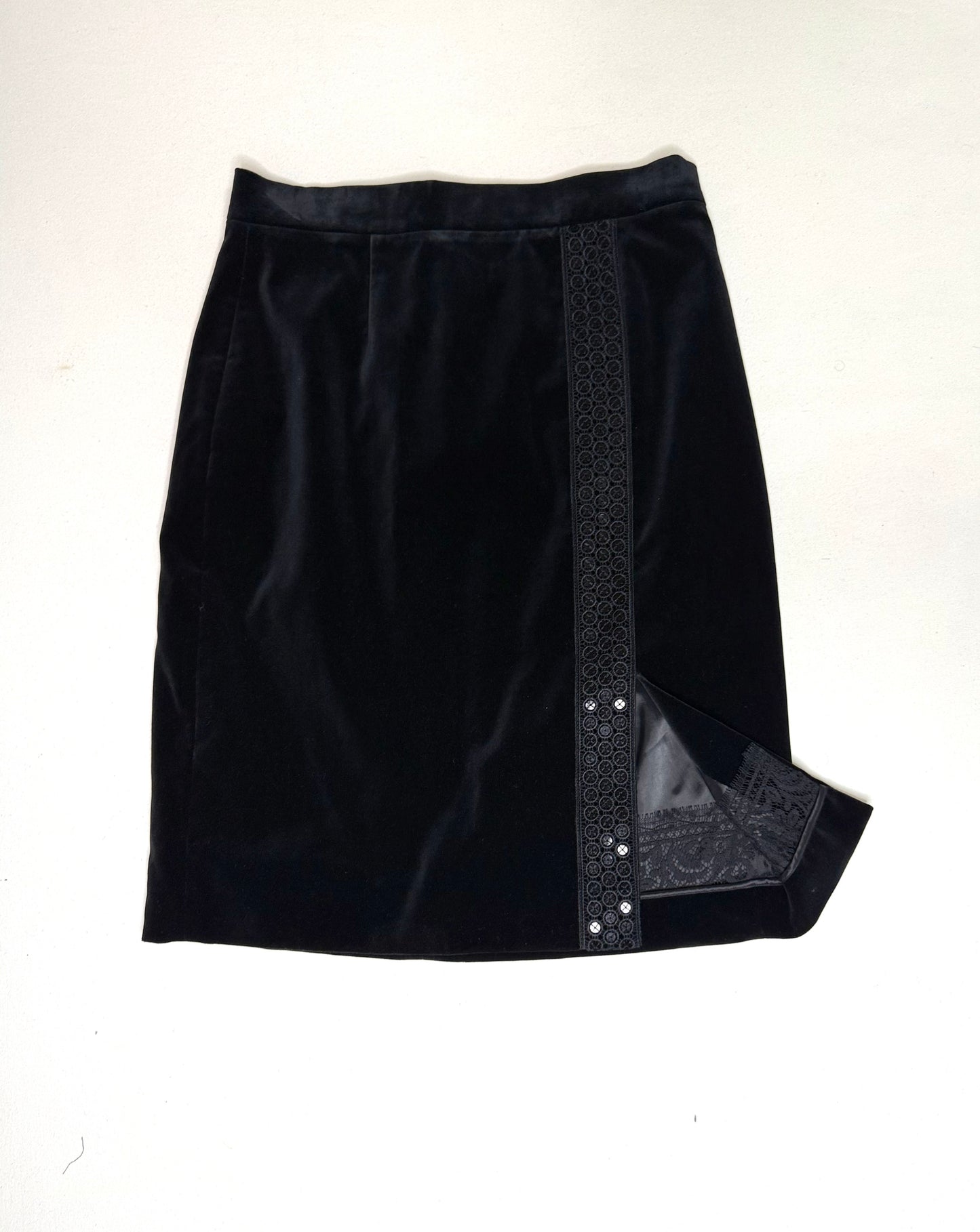 Brooks Brothers Black Velvet Pencil Skirt w/ Sequin Slit Detail Size 4