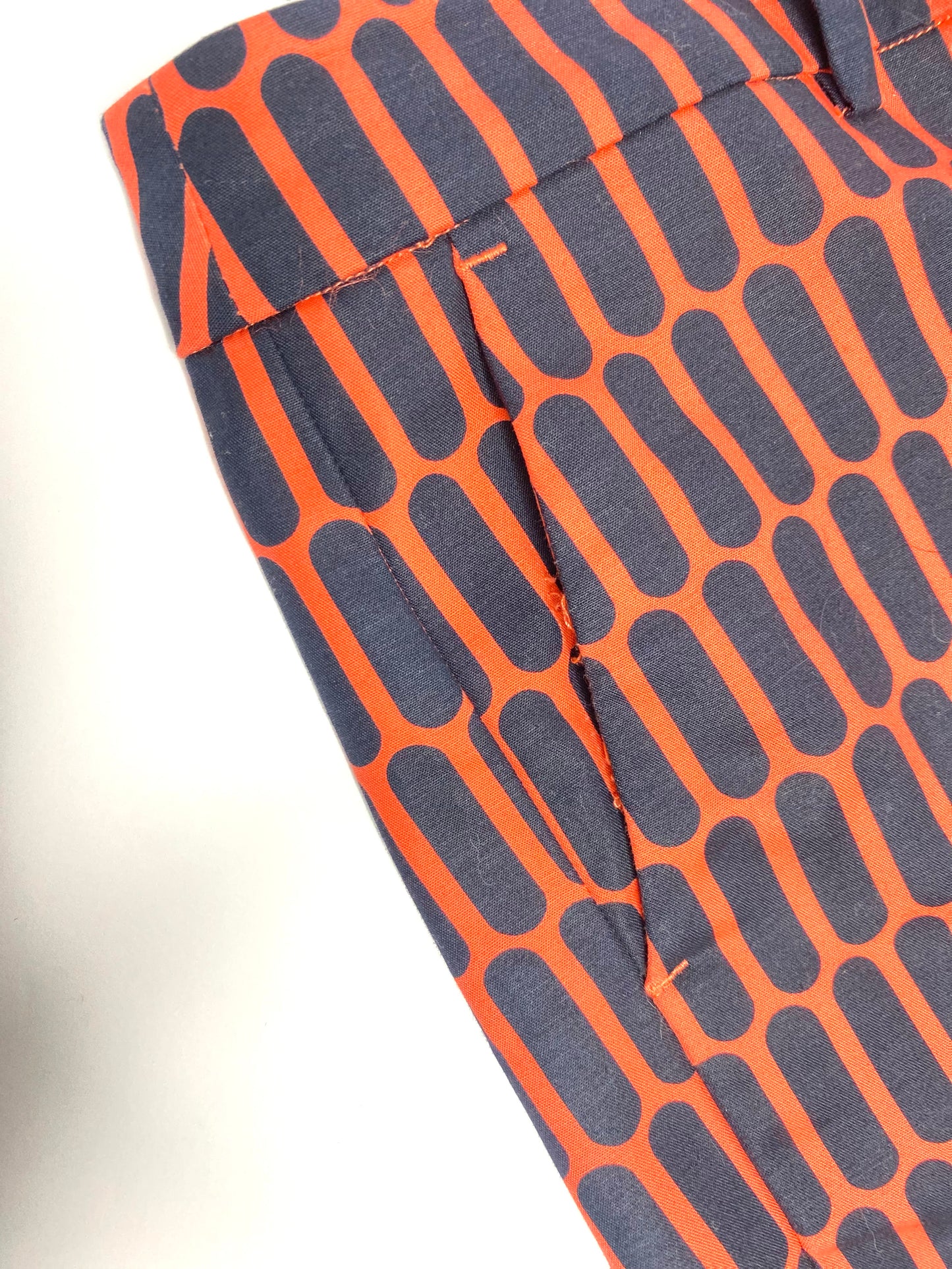 Michael Kors Coral & Navy Geometric Print Cotton Twill Short Shorts – Size 4