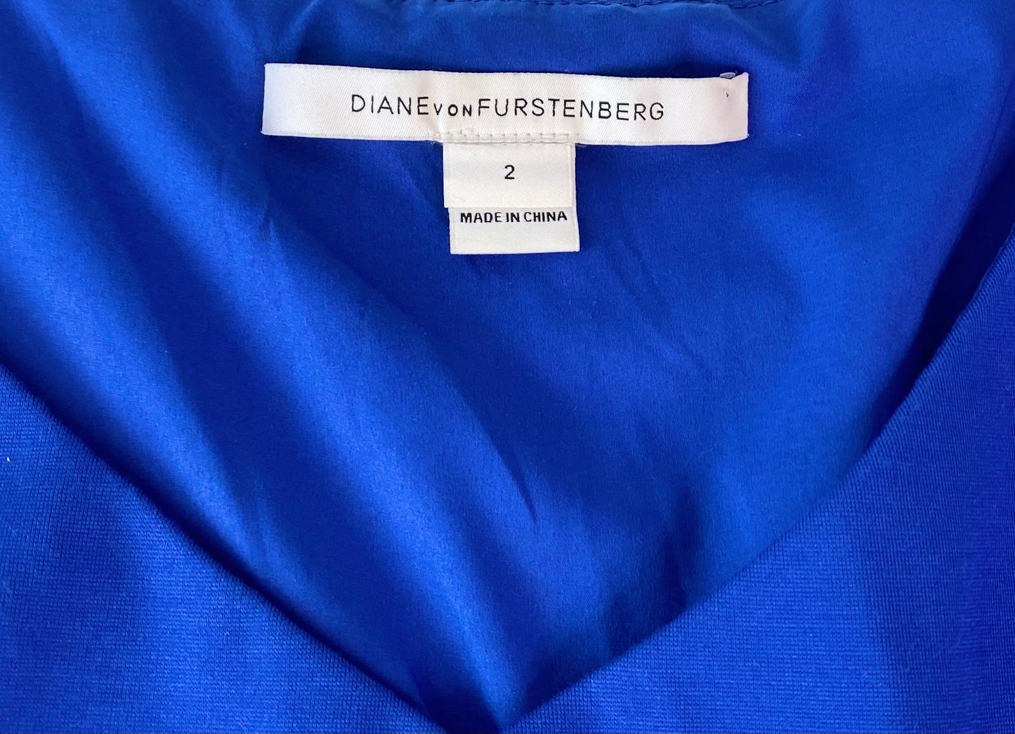 DVF Cobalt Blue Sheath Dress Size Small | V-Neck Ruched Waist | Side Zipper Closure