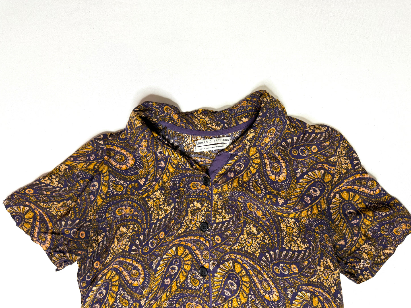 Urban Outfitters Paisley Pattern Short Sleeve Button Down Crop Top Size XS