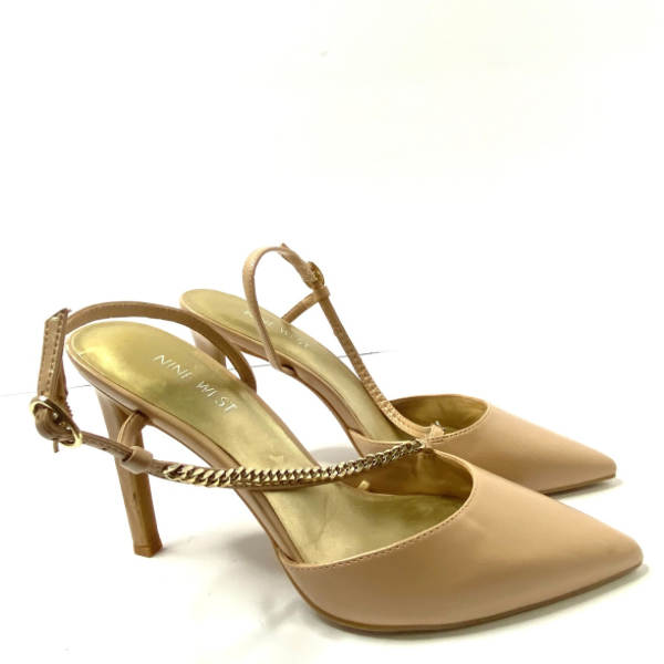 Nine West Nude Leather Pointed Toe Heels with Gold Chain Detail – Size 8.5