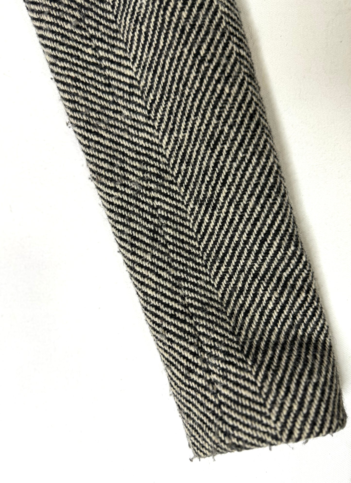 Vintage DKNY City Herringbone Tweed Blazer Gray Wool 3-Button Jacket Size 2