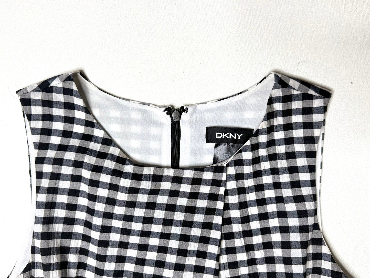 DKNY Black & White Gingham Shift Dress Size 4 Sleeveless Checkered Cotton Blend Mini Dress