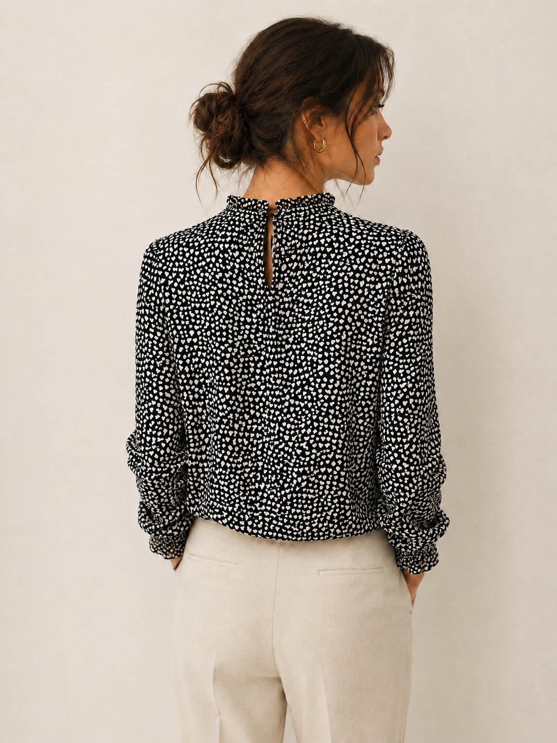 J.Crew Mercantile Heart Print Blouse Size 2 Black White Long Sleeve Ruffle Top
