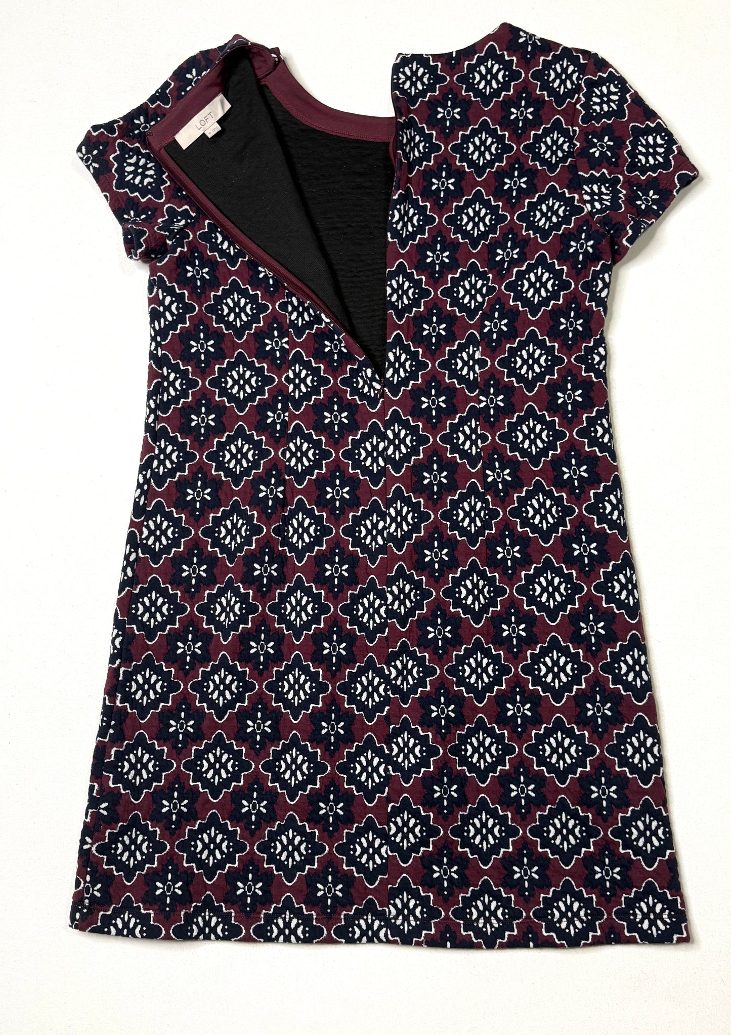 LOFT Burgundy & Navy Medallion Print Shift Dress Size 10