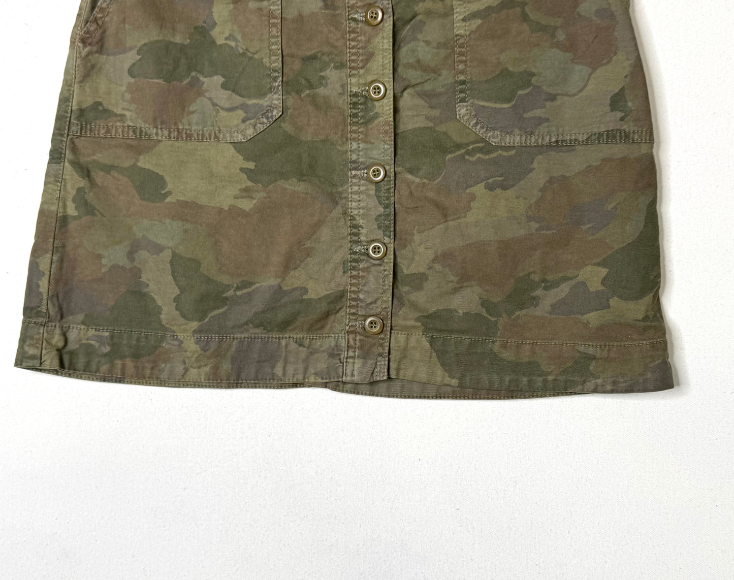 Anthropologie Camo Mini Skirt Size 8 (UK 12R) Button Front Utility Military Print Cotton Blend