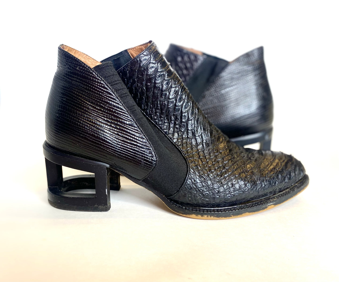 Jeffrey Campbell Black Snakeskin Embossed Leather Ankle Boots Size 7.5