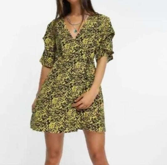 Topshop Animal Print Wrap Midi Dress – Size 6, Bell Sleeves, Tie Waist, Boho