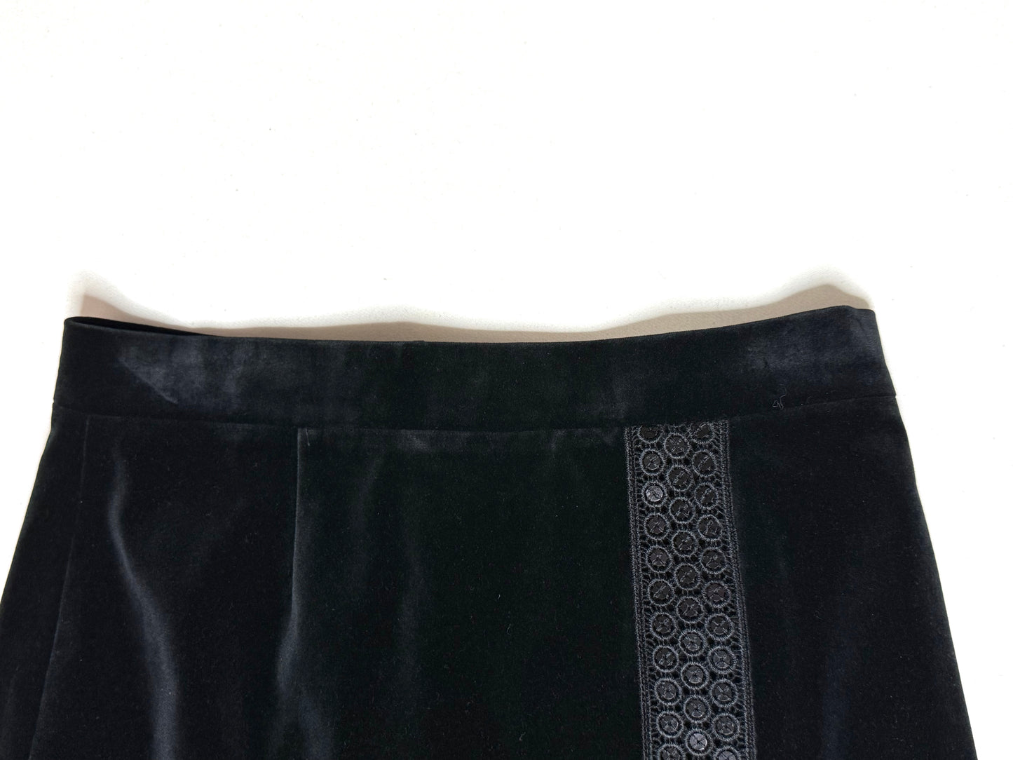 Brooks Brothers Black Velvet Pencil Skirt w/ Sequin Slit Detail Size 4