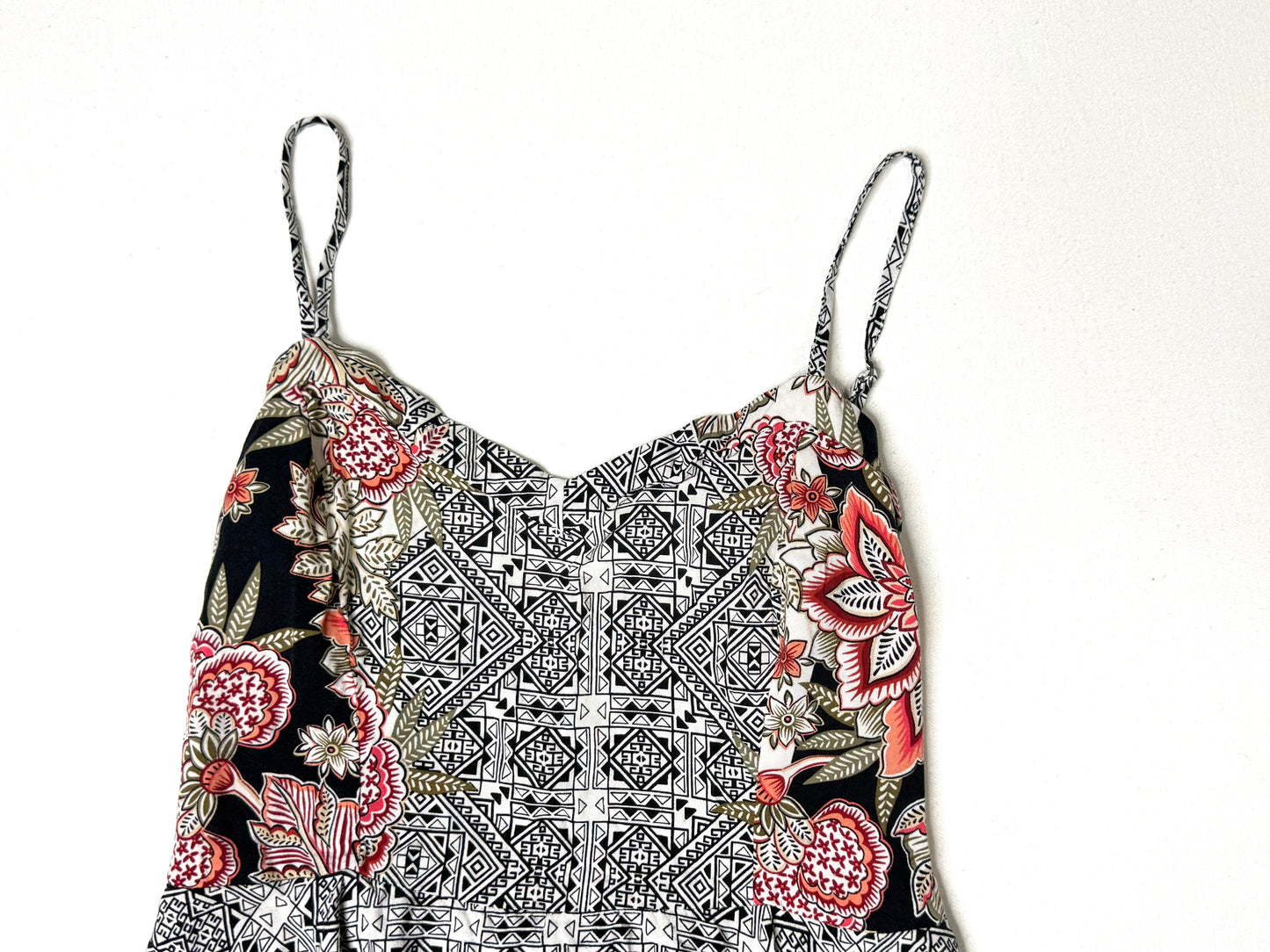 Aeropostale  Boho Floral Geometric Sleeveless Fit & Flare Sundress Black White Coral Size Medium