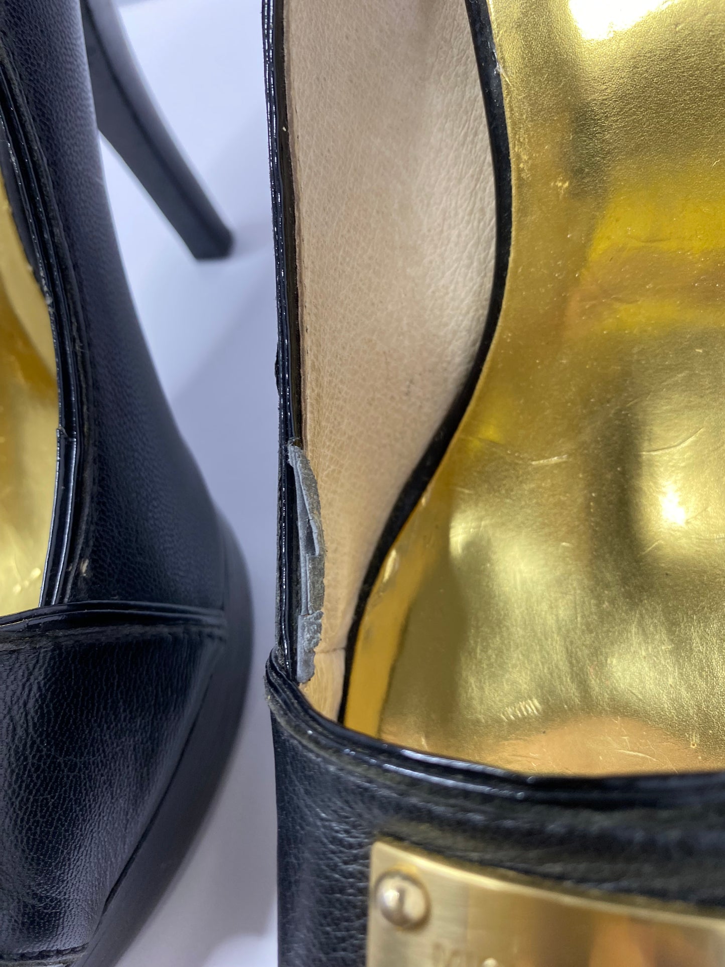 Michael Kors Black Leather Open-Toe Pumps – Size 11 – Gold Logo Plate – 3.75” Heel – Classic Style