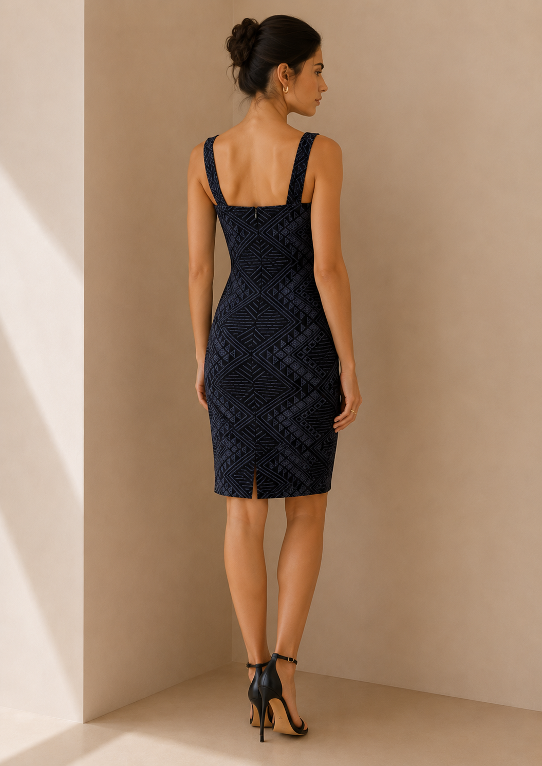 Nicole Miller Beaded Bodycon Dress Size 6| NWT Cocktail Dress