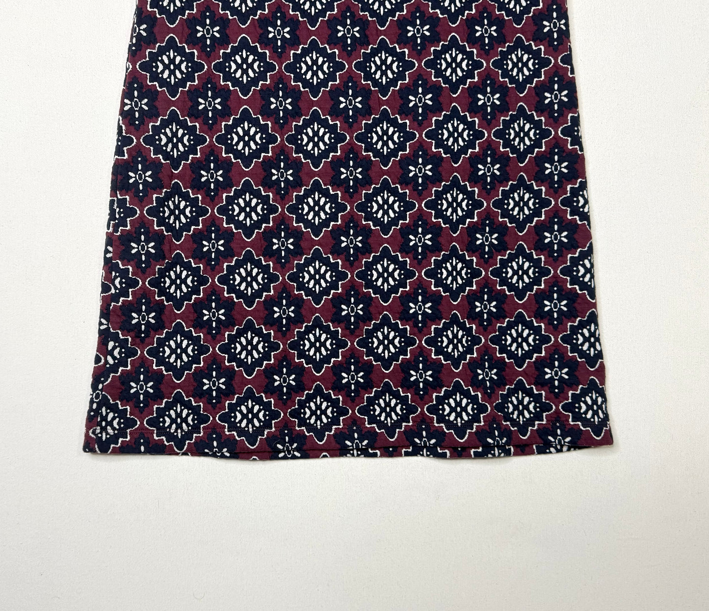 LOFT Burgundy & Navy Medallion Print Shift Dress Size 10