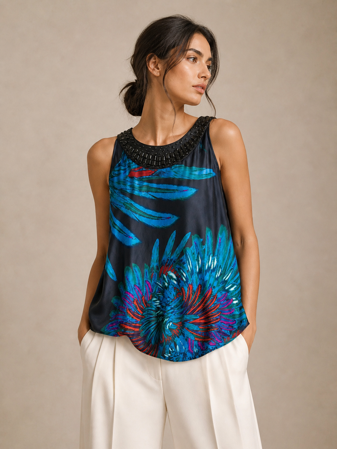 ECI New York Embellished Neck Sleeveless Blouse Size Large Black Blue Floral Print Tunic Top