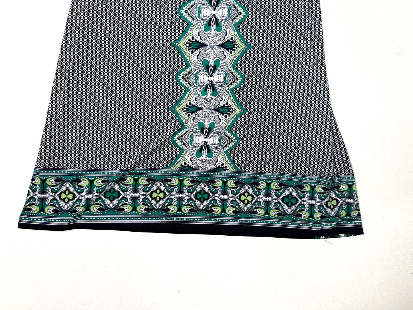 Max Studio Sleeveless Shift Dress Geometric Print Green Blue Black Stretch Knit Women’s Small