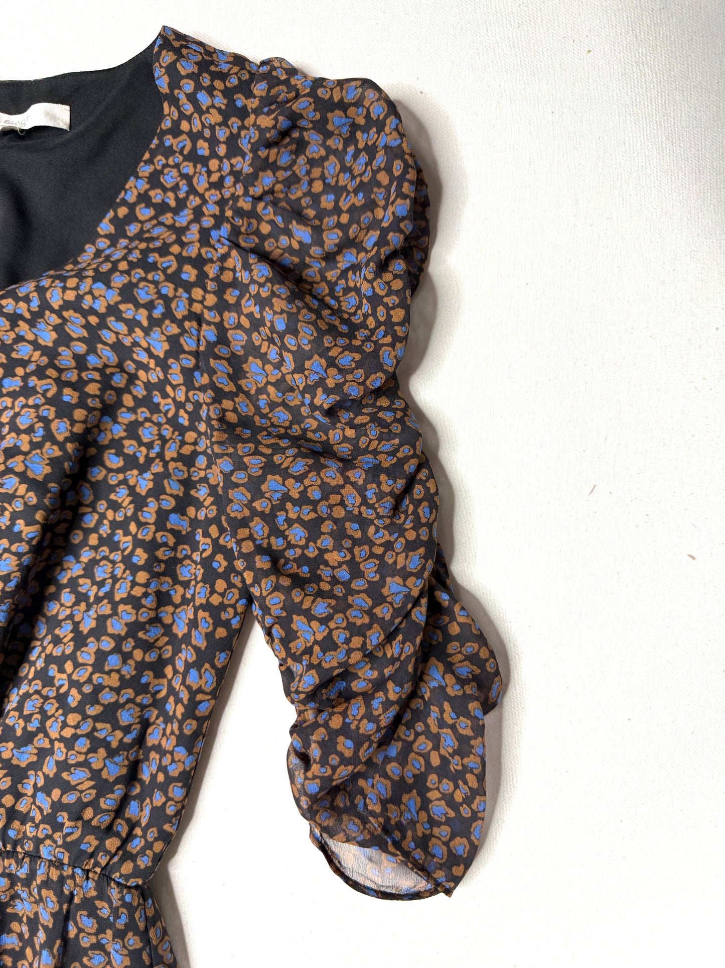 Eliot 100% Silk Brown Blue Leopard Print Puff Sleeve Ruched Mini Dress Size 2