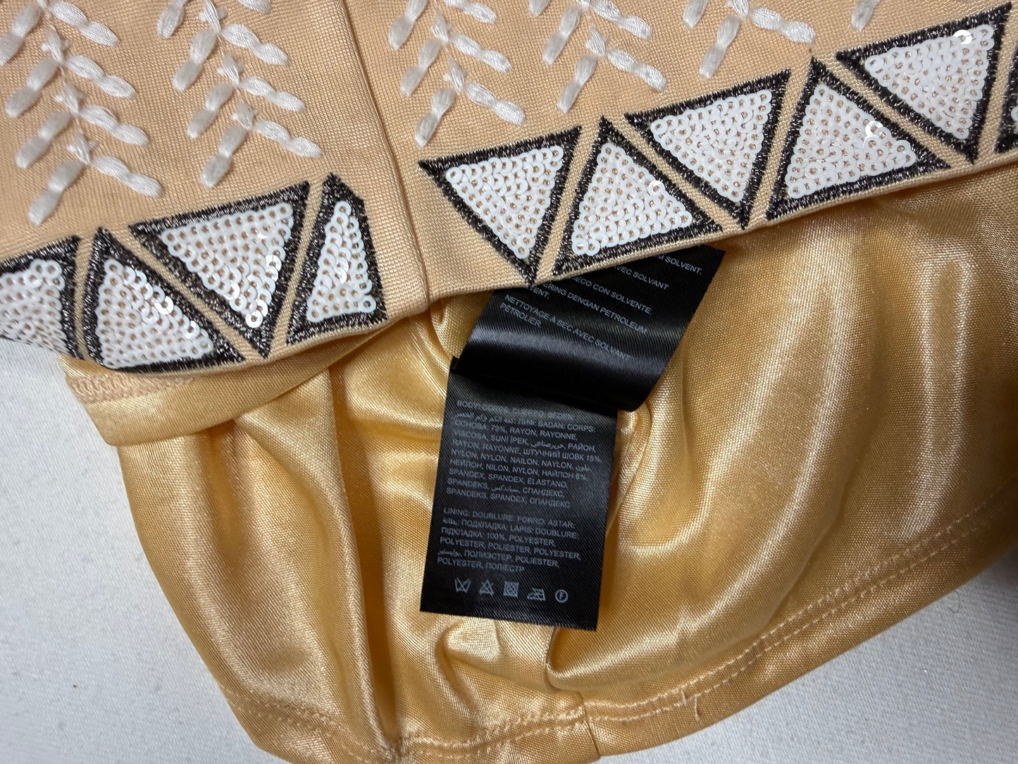 Bebe Nude Sequin Beaded Mini Skirt Size 8 Geometric Tribal Bodycon Party Glam